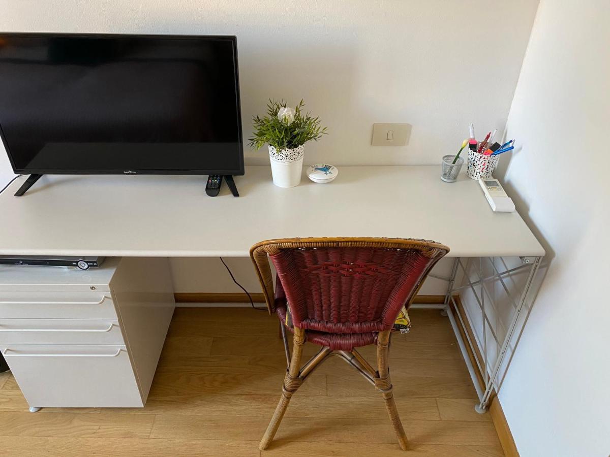 New Luxury Navigli Whole Apartment Milaan Buitenkant foto